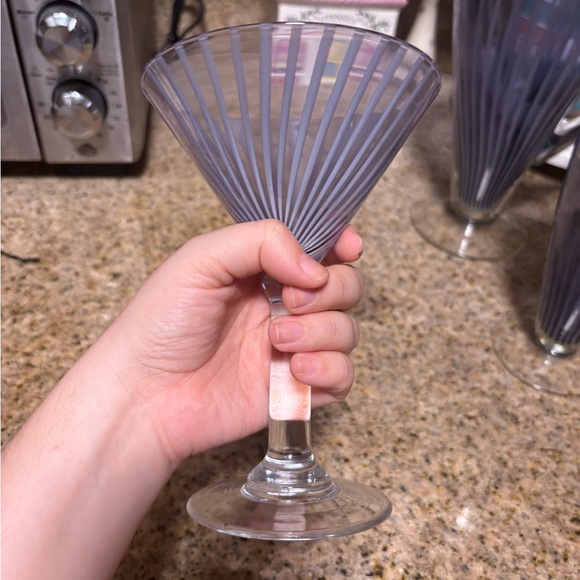 Striped Glassware Set - Picture 3 of 12